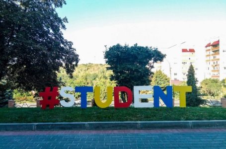 Оригінальну фотозону облаштував один з тернопільських ВНЗ