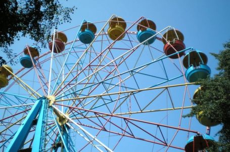 Кременецькі школярі хотіли вкрасти корзину від «Оглядового колеса»