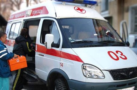 Замість надати першу допомогу, медики принижували хвору