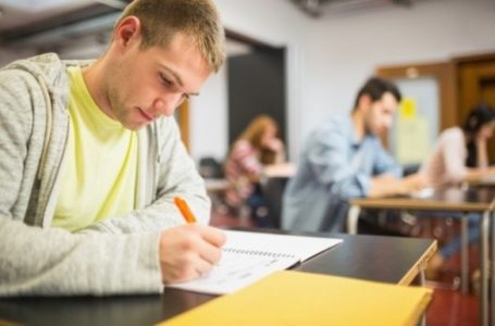 У 2018 році державні іспити у формі ЗНО складатимуть усі випускники шкіл
