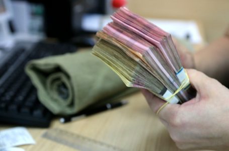 Вкладникам неплатоспроможних банків призупинять виплати