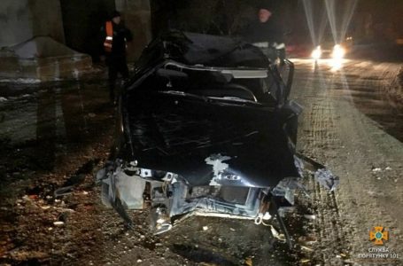 ДТП на Тернопільщині: авто «на даху», водій – в реанімації