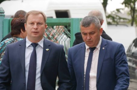 Порошенко звільнив очільника Збаражчини за власною заявою