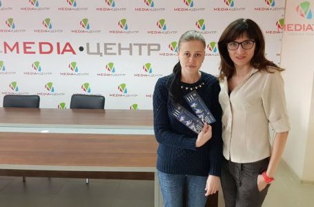 Подарунок – тещі: у розіграші від «МедіаТОРа» тернополянин виграв квитки на ТРІОДУ (Фото)