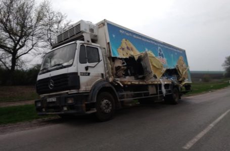 На Бучаччині позашляховик зіштовхувся з вантажівкою