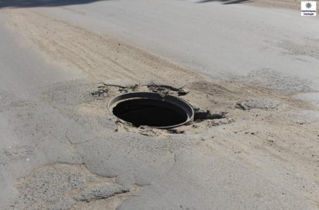У Тернополі вкрали люк з проїзної частини