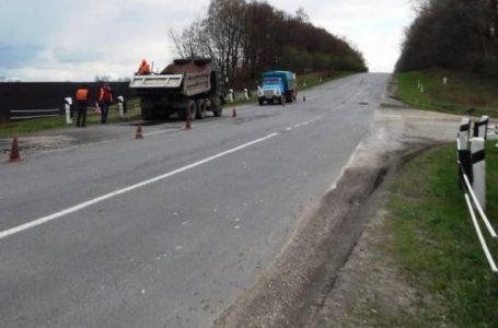 На Тернопільщині ремонтники розтратили кошти, виділені на дорогу 
