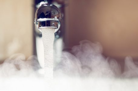 У Тернополі півтора місяця не буде гарячої води (Графік)