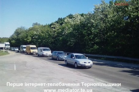 На Підволочиському шосе поблизу Тернополя затори