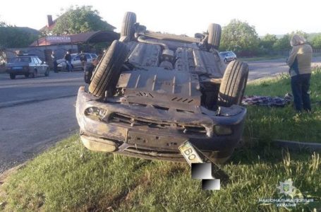 Неподалік Тернополя ДТП: одна людина загинула, двоє – у реанімації