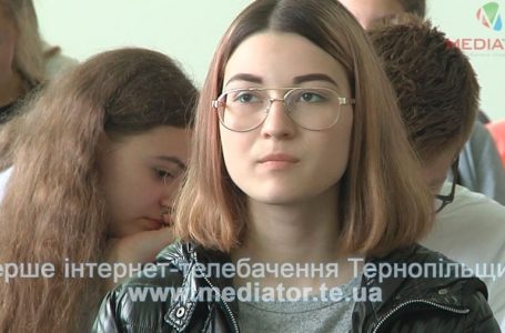 Одинадцятикласники не отримають атестатів без складання ЗНО