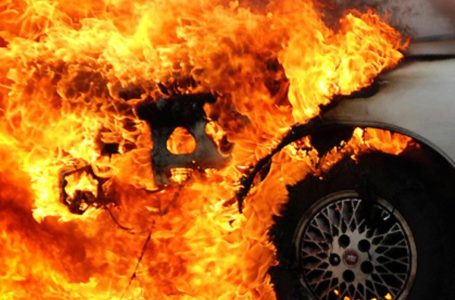 У Тернополі на Вишнівецького згорів автомобіль