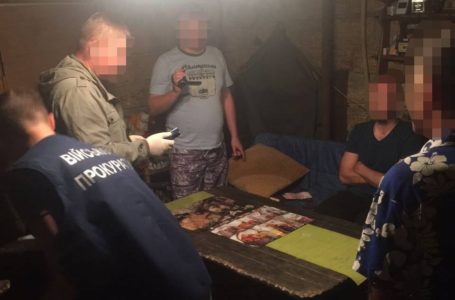 Слідчого районного відділення поліції Тернополя впіймали на хабарі
