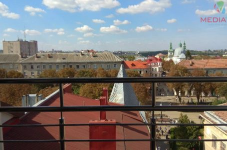 У тернопільському ресторані мовчать про падіння хлопця з тераси