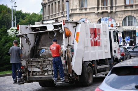 Вивіз сміття здорожчає. У Тернополі менш, як за 11 тисяч, водії сміттєвозів працювати відмовляються