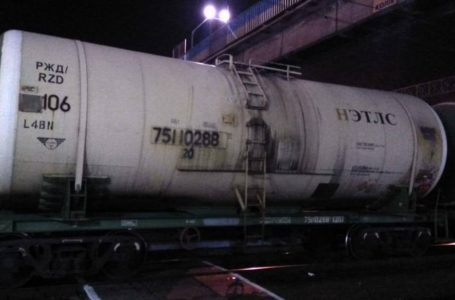 У Тернополі на залізничному вокзалі стоять цистерни країни-агресора