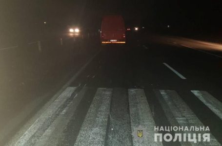 У Великій Березовиці під колесами автівки загинув чоловік