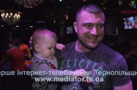 Народжений перемагати: прагнення Андрія Пушкаря втілюватимуть його учні і маленький син (Відео)