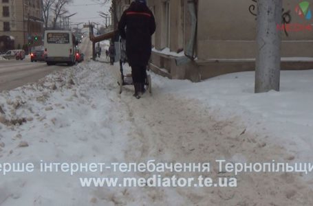 У Новорічну ніч Тернополем курсуватимуть тролейбуси та автобуси