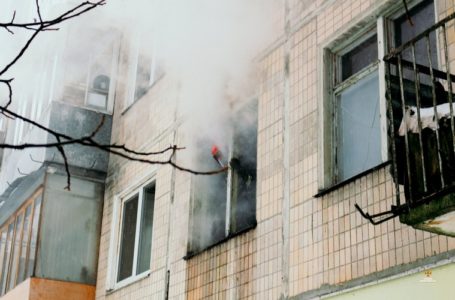 У Тернополі на вулиці Карпенка зайнялася квартира
