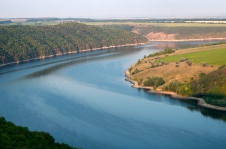 На Тернопільщині самовільно захоплено 12га землі у парку «Дністровський каньйон»
