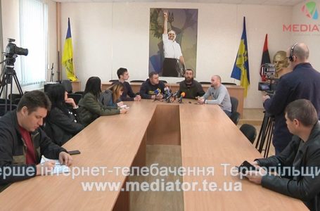 Аби не втратити проукраїнський напрямок, тернополяни створили штаб «Захисту України» (Відео)