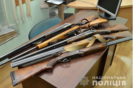 Граната, тротил та обріз – поліцейські вилучають зброю у жителів Тернопільщини