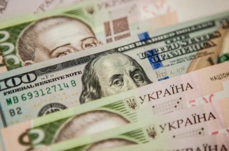 На Тернопільщині житель сусідньої області намагався підкупити місцевого поліціанта