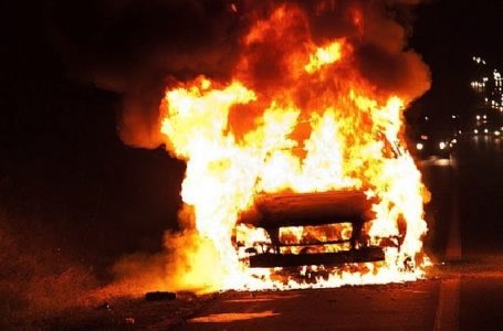 У Тернополі внаслідок ДТП згорів автомобіль (Відео)
