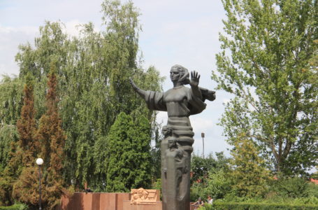 Ремонт у планах. Як виглядатиме тернопільський Парк Слави в майбутньому (Відео)