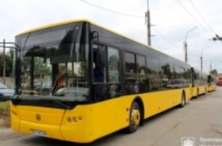 Тернопіль придбав чотири низькопідлогових автобуси