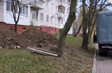У будинках на Петлюри нема гарячої води через аварію