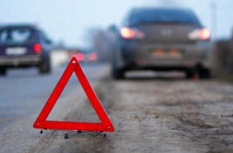 На Тернопільщині під колесами автомобіля загинула молода жінка