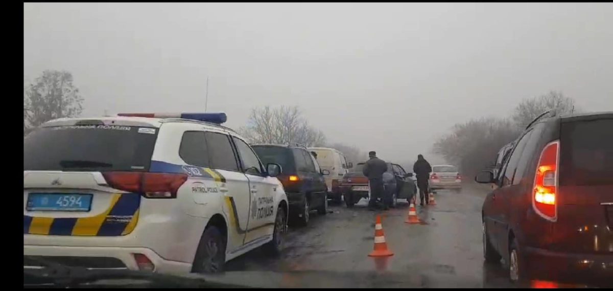 Через ДТП на об’їзній Тернополя – затори (Відео)