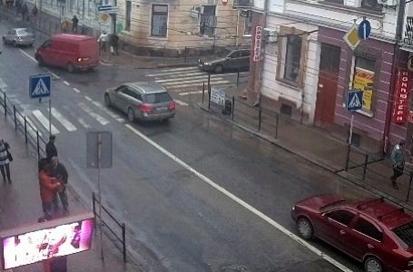 У центрі Тернополя переносять пішохідні переходи