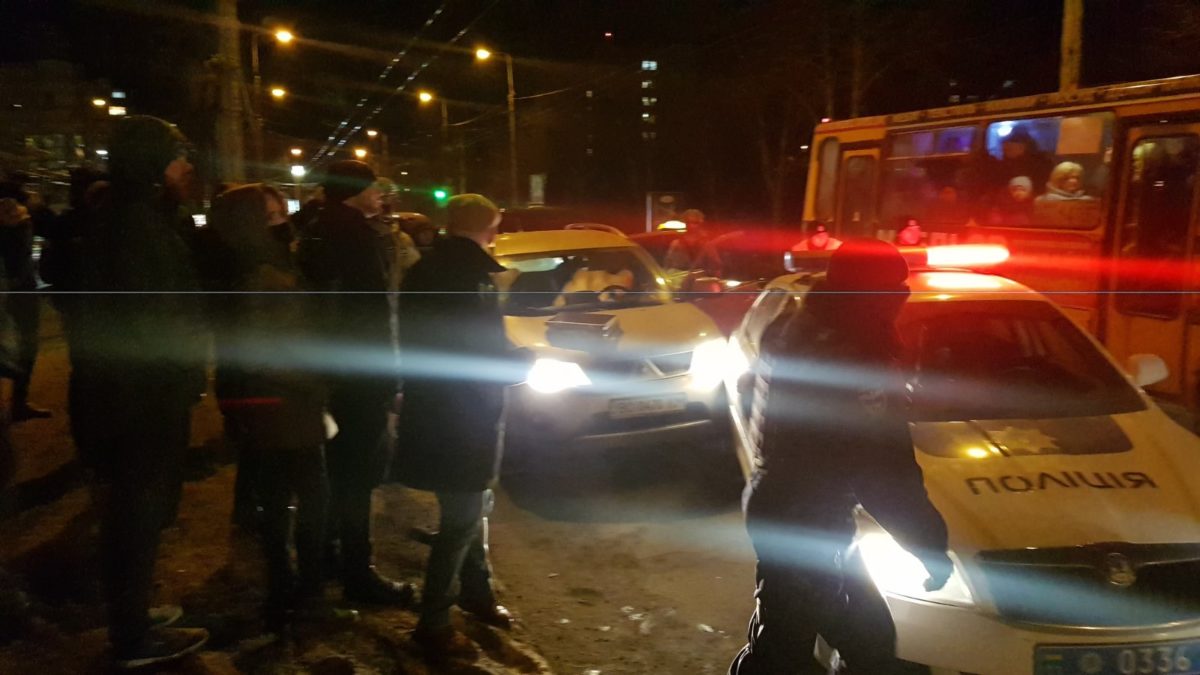 Двох наркоторговців з Тернополя суд залишив під вартою, сімох відпустив під заставу (Відео)