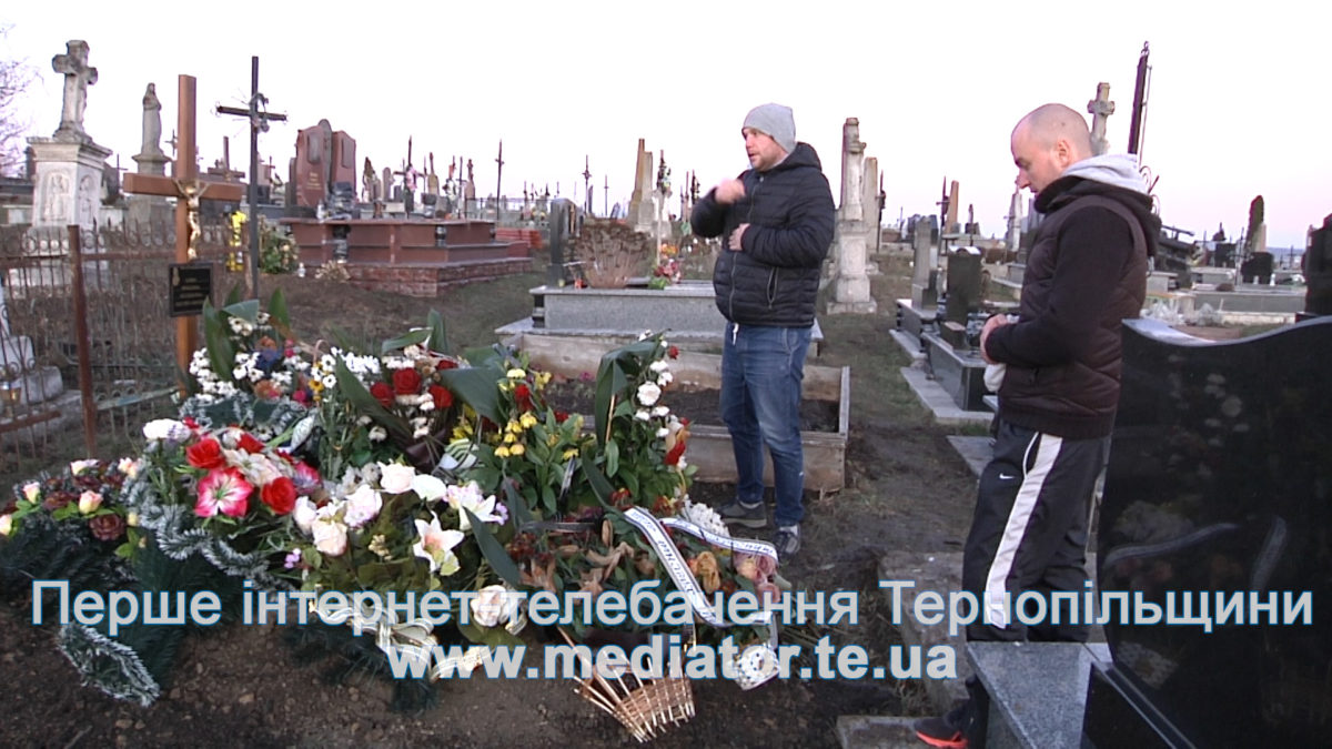 Винний у смерті двох пасажирок автобуса втік, бо мав довідку про травмування на лижах (Відео)