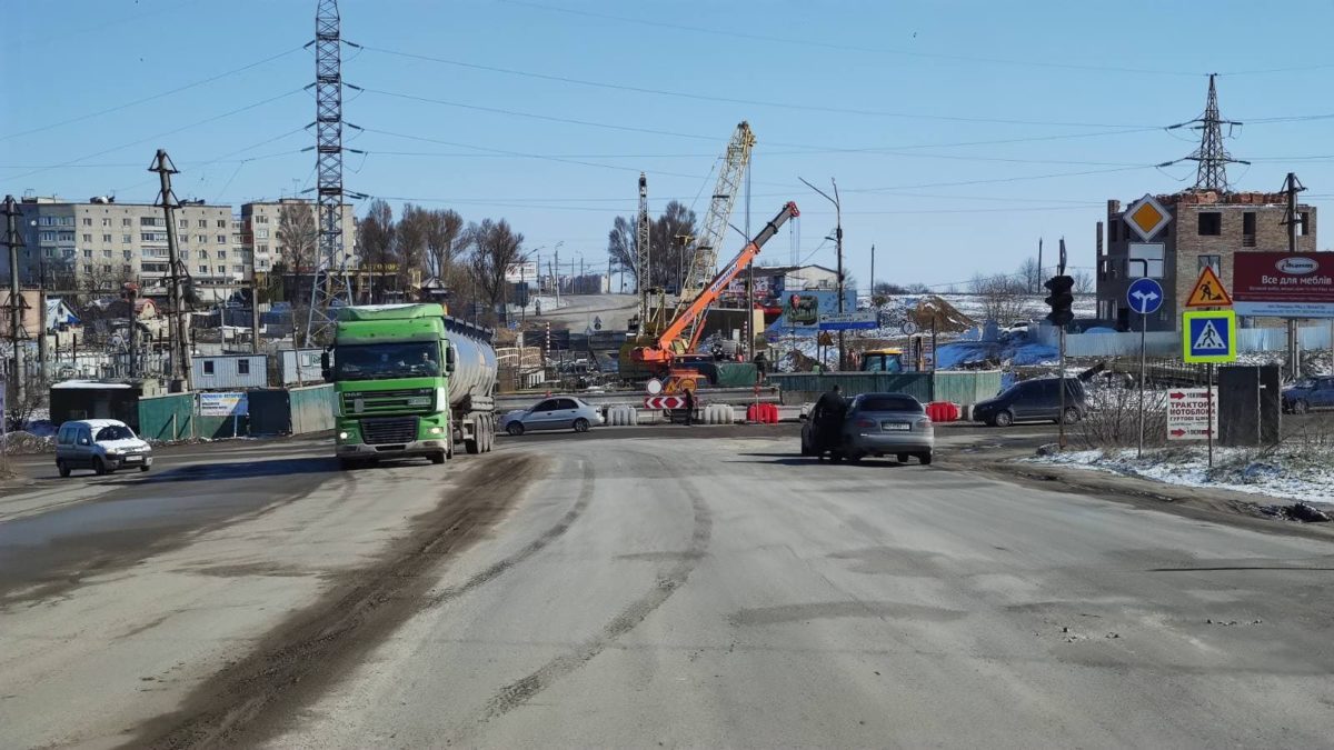 У Тернополі почали демонтаж другої частини Гаївського мосту (Фото)