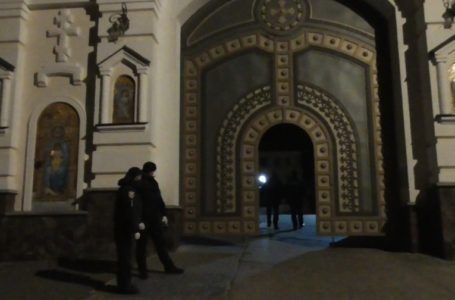 Від завтра у Почаїв закривають в’їзд і виїзд