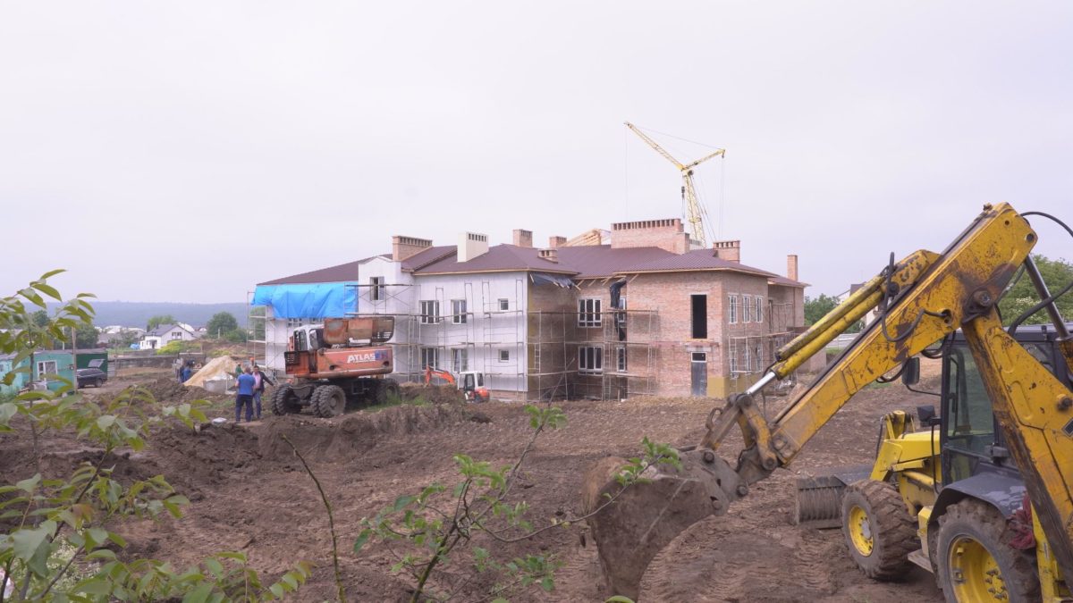 Перший дитсадок у Білій. «Тернопільбуд» завершує спорудження (Відео)