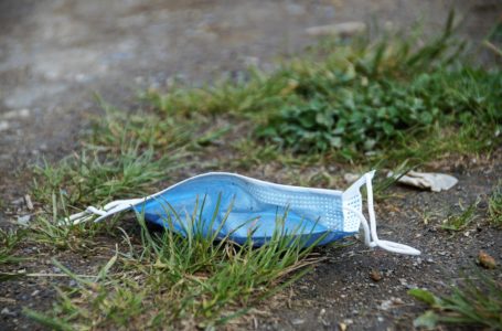 З 22 червня в Україні посилюють карантин. За порушення штрафуватимуть