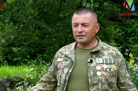 “Тут снаряди не падають, маємо розбудовувати свій край”, – військовий  Андрій Біндас (Відео)