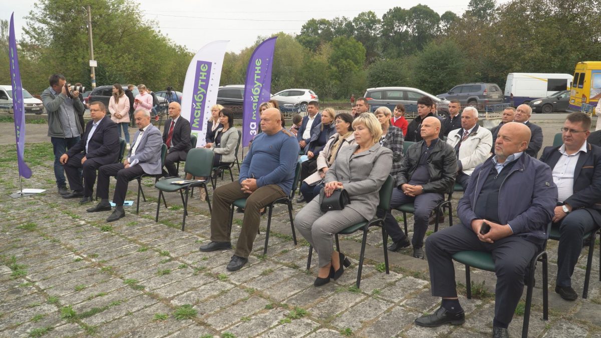 У Великій Березовиці представили кандидатів в депутати від партії “ЗА МАЙБУТНЄ” (Відео)