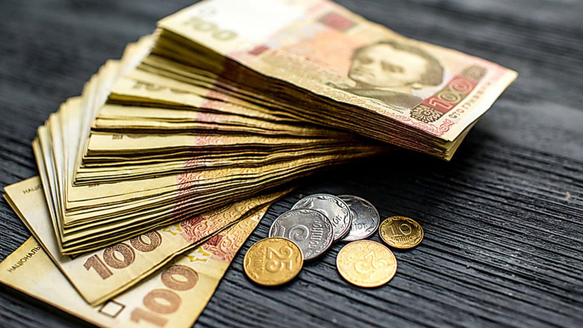 В Україні з грудня зростуть пенсії та соцдопомога. Як зміняться виплати